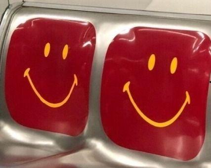 娱乐圈吃瓜文案搞笑,笑料百出，揭秘明星们的“欢乐喜剧人”